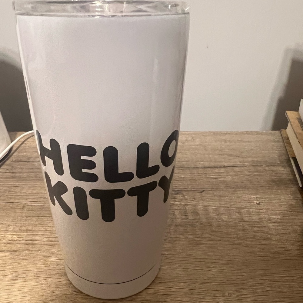 Hello kitty tumbler